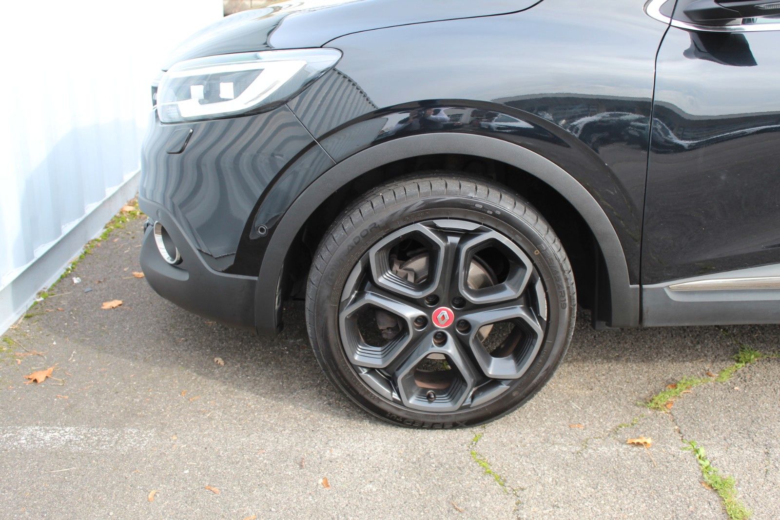 Fahrzeugabbildung Renault Kadjar Crossborder Automatik*Navi*Leder*Bose