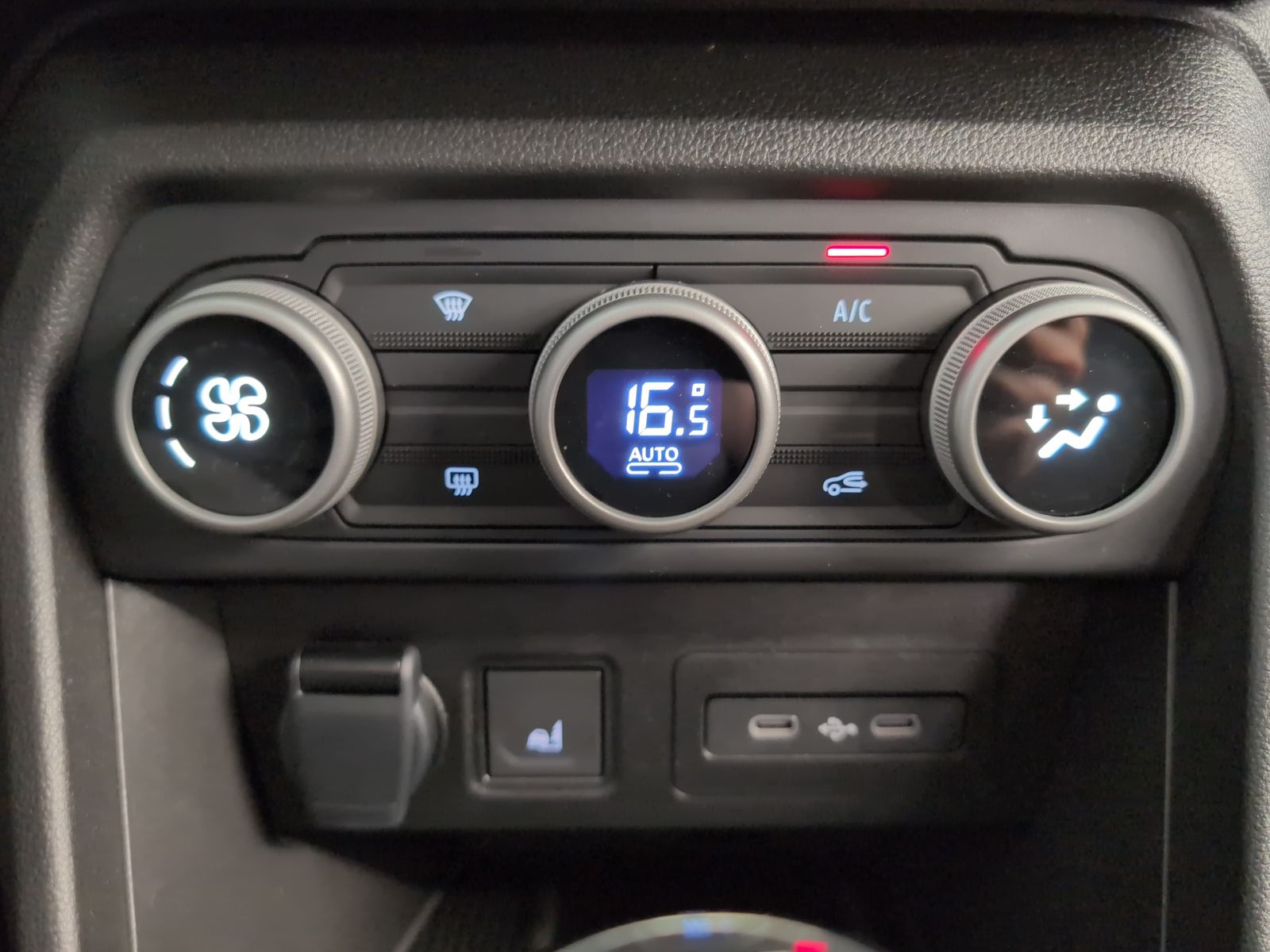 DACIA Sandero Stepway Extreme Eco-G 120 Benzin/Gas – Bild 18