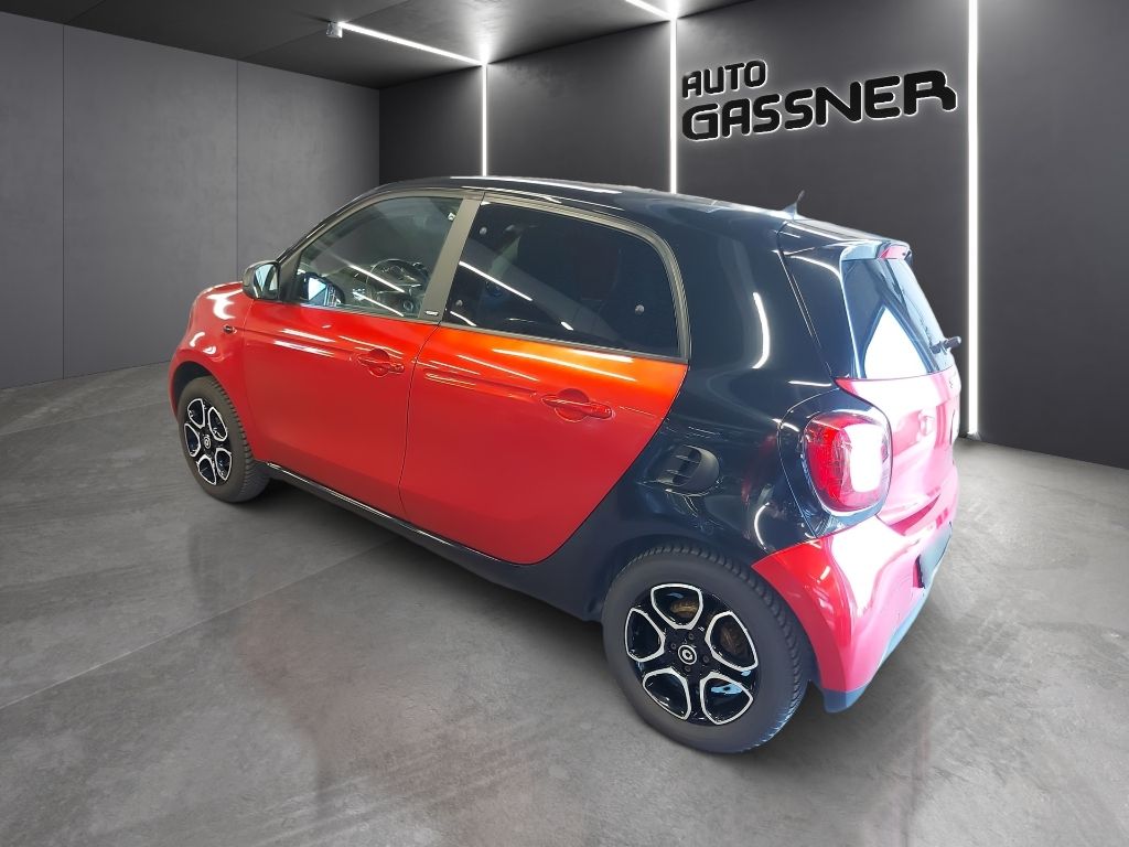 Fahrzeugabbildung Smart SMART FORFOUR 1.0 Passion Sitzheiz. Pano Klima