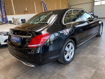 Mercedes-Benz C180 CGI Limousine Avantgarde*NAVI*LED*TEILLEDER