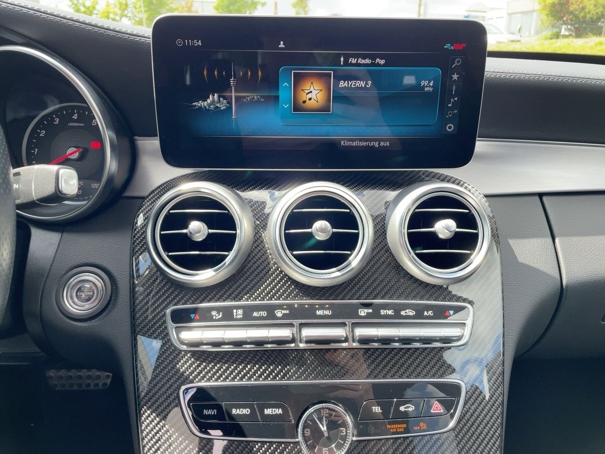 Fahrzeugabbildung Mercedes-Benz C 300 T-Modell AMG/360°/LED/Navi