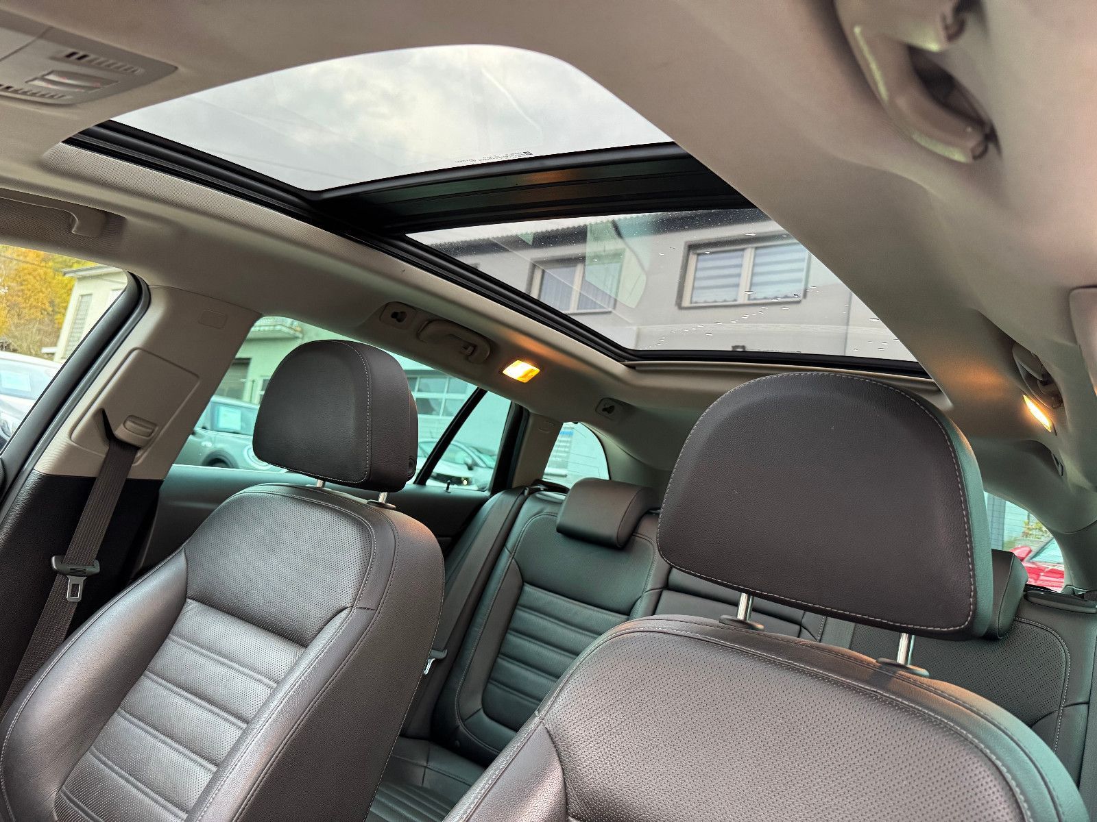 OPEL Insignia, 2010, Benzin, 220 PS