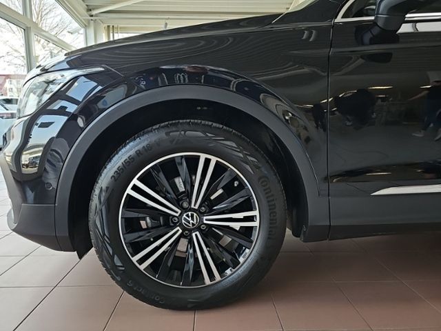 Fahrzeugabbildung Volkswagen Tiguan 1.5 TSI 6-Gang MOVE AHK NAVI MATRIX 360°