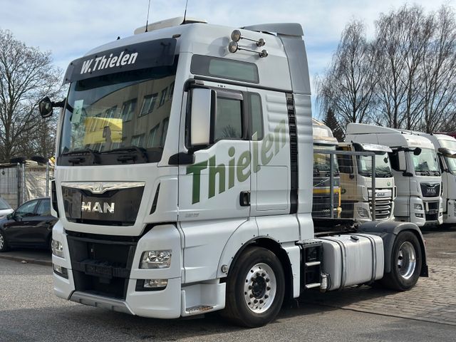 MAN TGX 18.560 XXL  /2x Tank / Retarder / Standklima