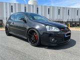 Volkswagen Golf 5 GTI Edition 30 - Volkswagen Golf: Edition 30