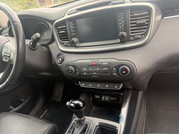 KIA Sorento - 10