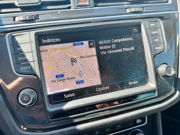 Volkswagen Tiguan - 12