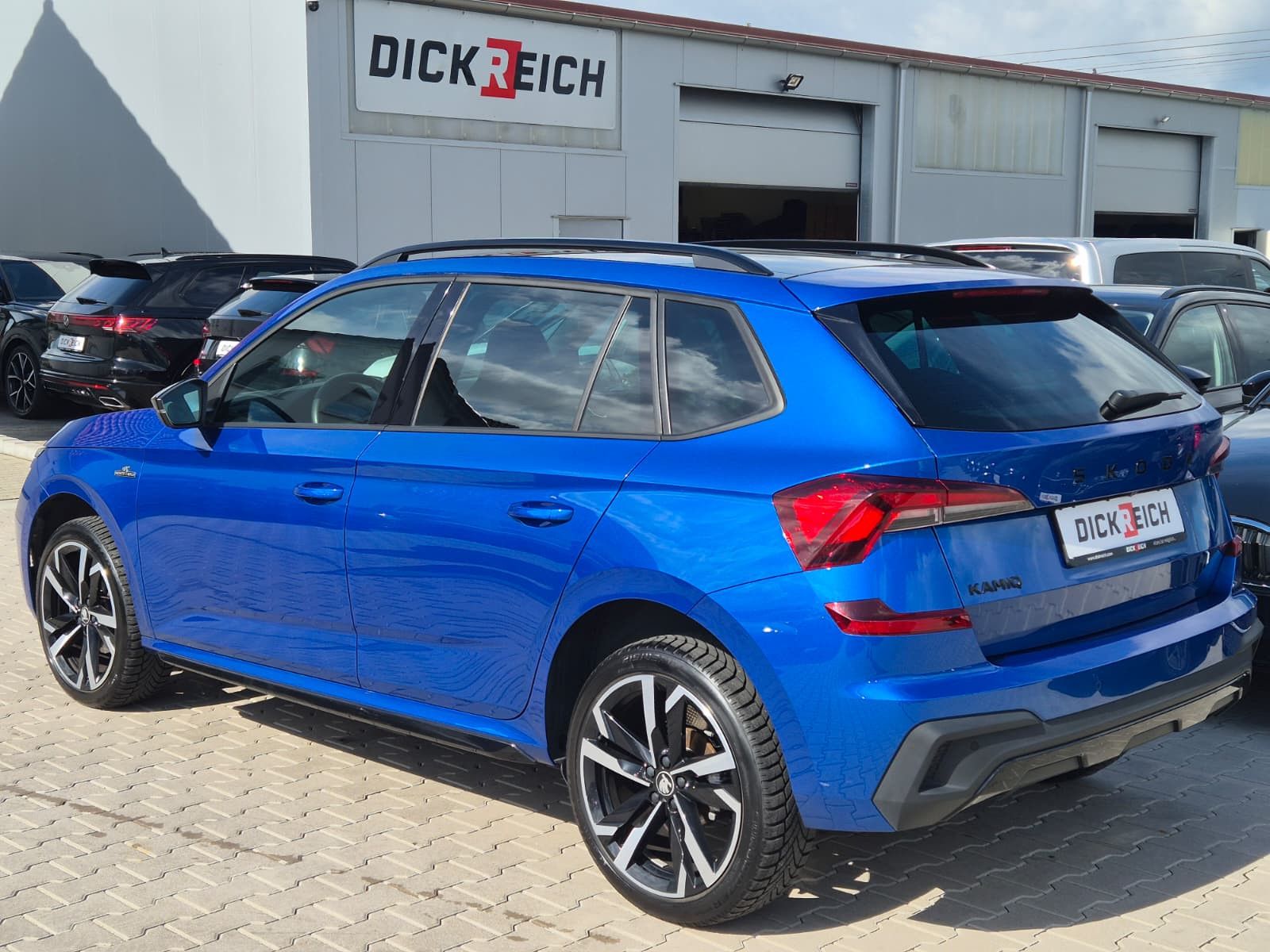 Fahrzeugabbildung SKODA Kamiq 1.5 TSI DSG Monte Carlo PANO*MATRIX*5J.GAR