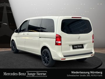 Mercedes V 220 - 9