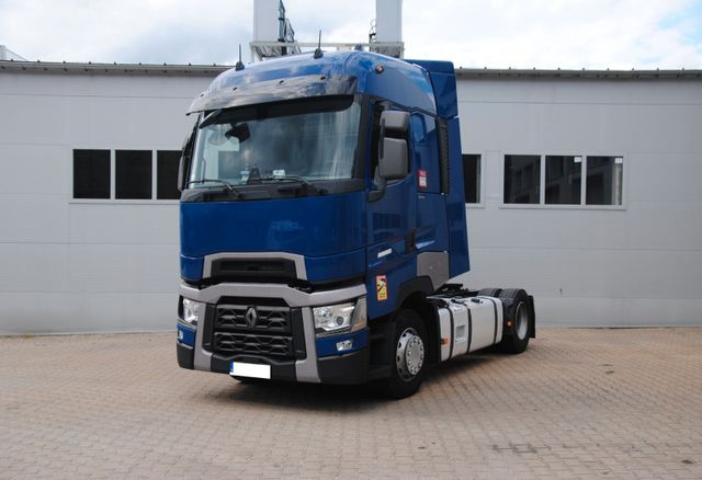 Мираторг закупил грузовики Renault Trucks серии Т - Рейс.РФ