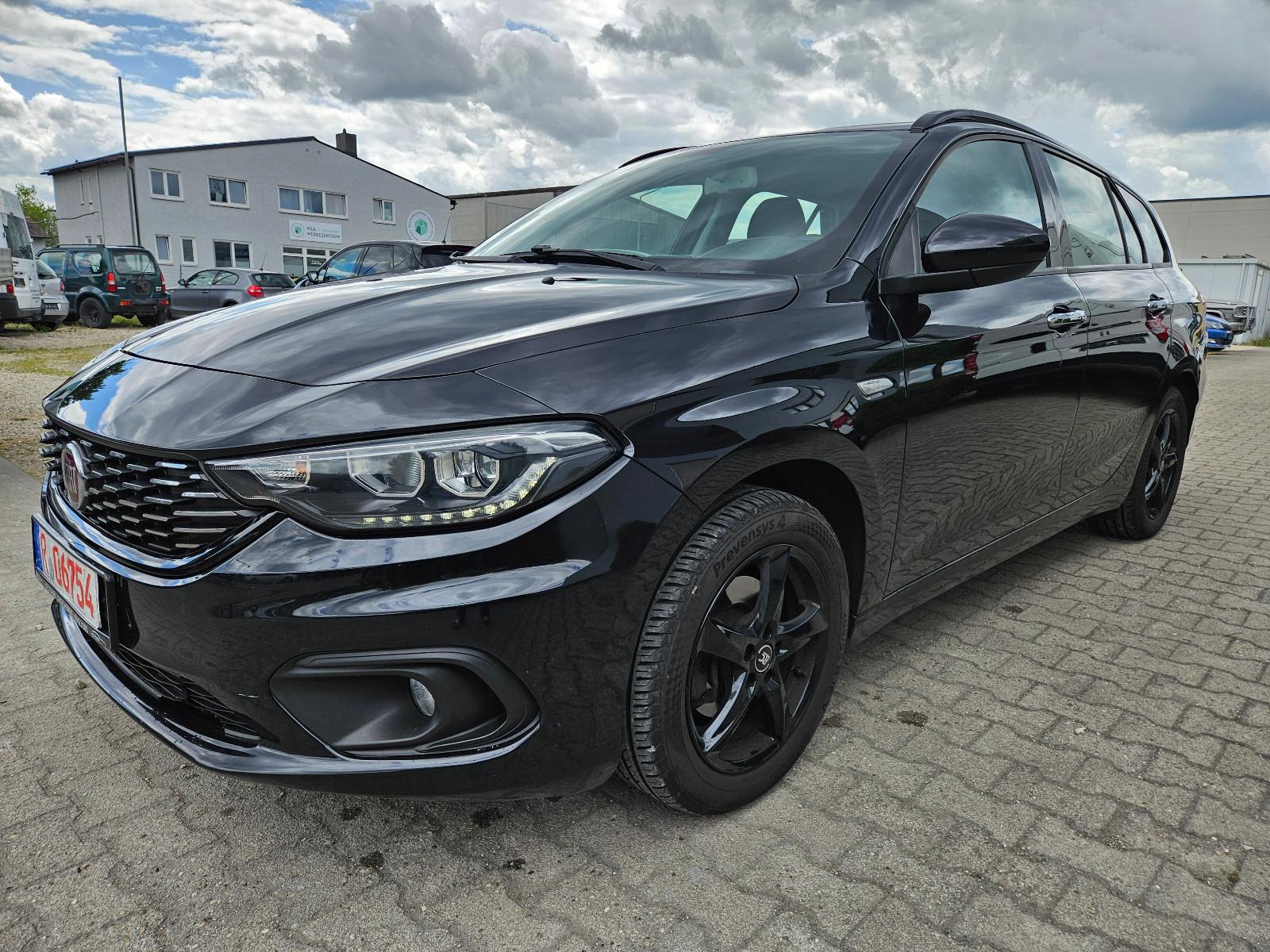 Fiat Tipo Lounge - Navi - Kamera - SHZ