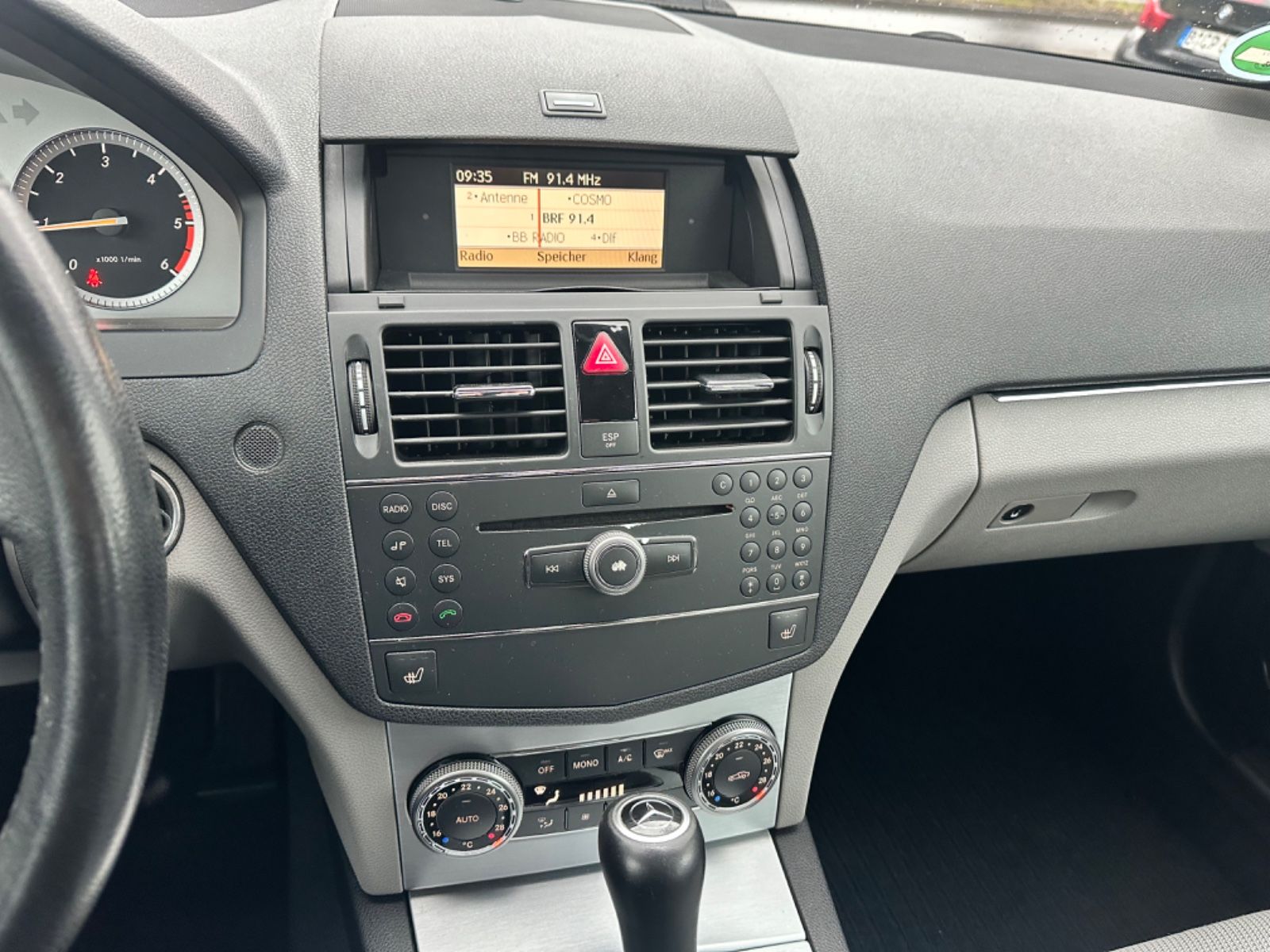 Fahrzeugabbildung Mercedes-Benz C 220 CDI Avantgarde*Lichtsensor*Bluetooth*PDC*