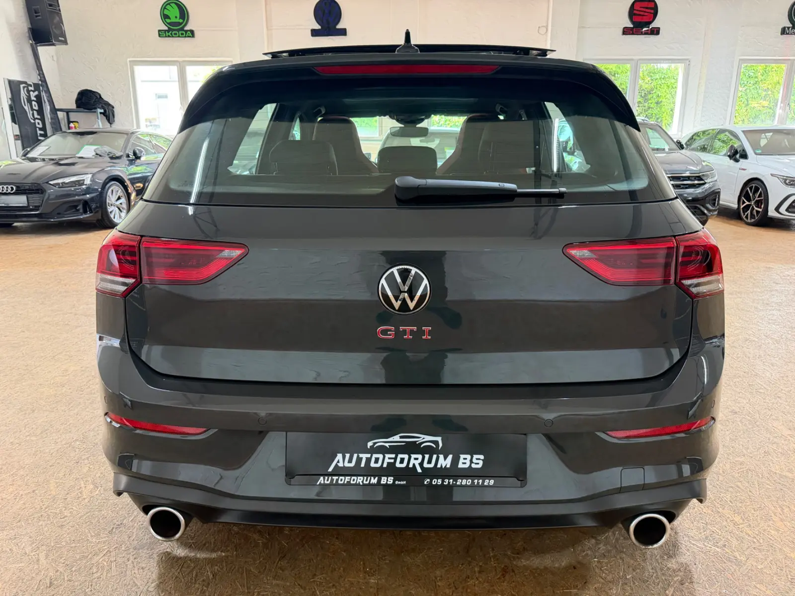 Volkswagen Golf VIII Lim. GTI 2.0/PANO/CAM/IQ/SHZ/17", миниатюра 8