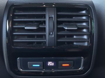 Volkswagen Passat Variant R-Line*4Mot*LED-Matri*Standh*DSG*