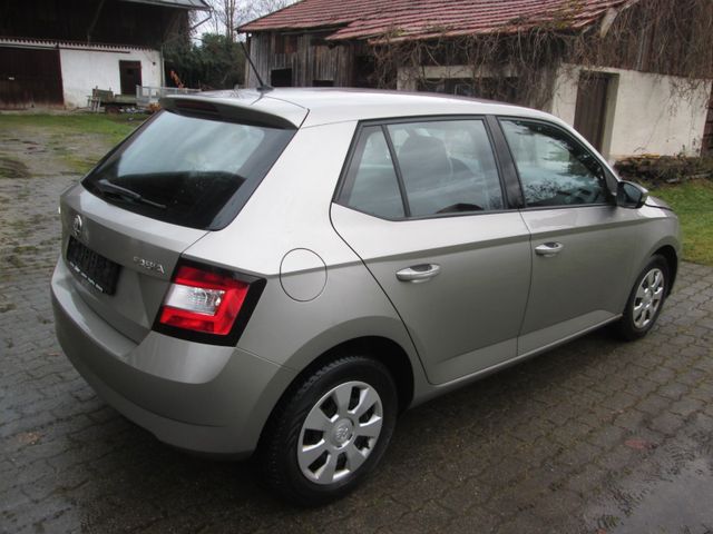 Skoda Fabia Active < EURO6 < KLIMA<<66KW<<