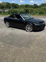 Audi A4 3.0 multitronic Cabriolet - - Audi A4 aus 2002: 3.0
