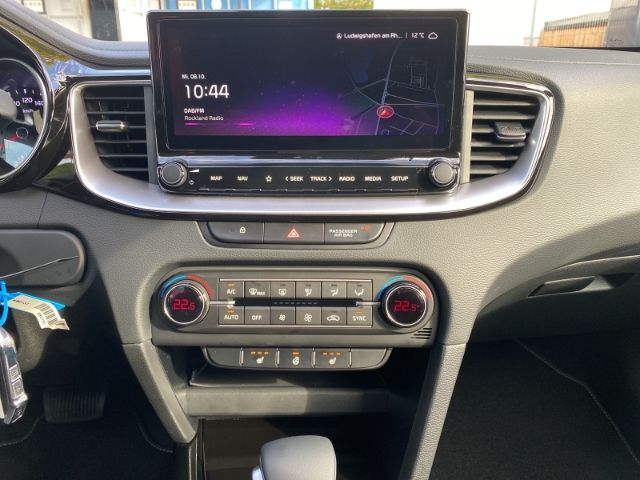Fahrzeugabbildung Kia Ceed_sw VISION 1.5 T-GDI *KOMFORT-PLUS-PAKET*NAV