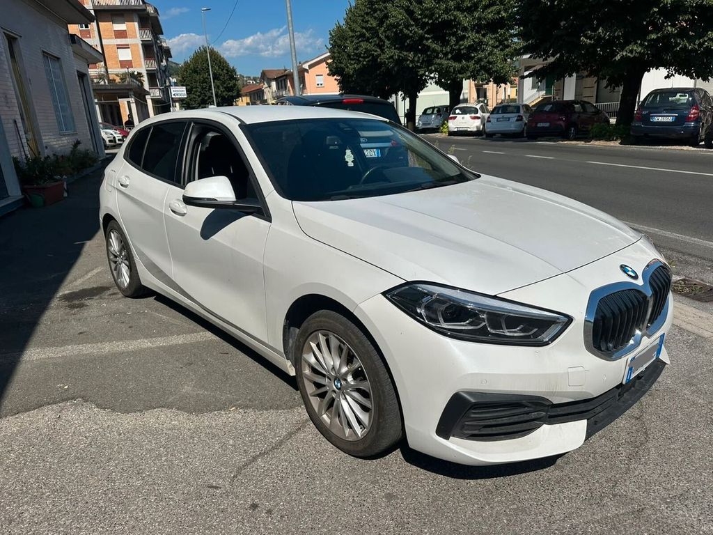 Image of BMW 120