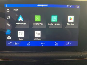 Renault Clio VI Techno TCe 115 PS mit Winterpaket Kamera