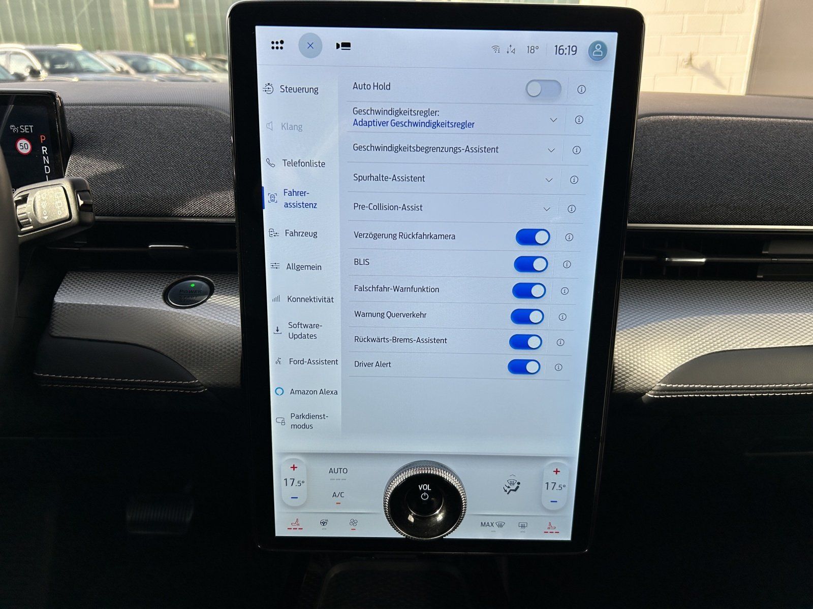 Fahrzeugabbildung Ford Mustang MACH-E Aut./LED/ACC/KAMERA/PANO/B&O/SHZ/