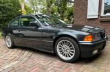BMW E36 325i Coupé Automatik -Oldtimer-Zulassung - BMW 325 aus 1993: 325i