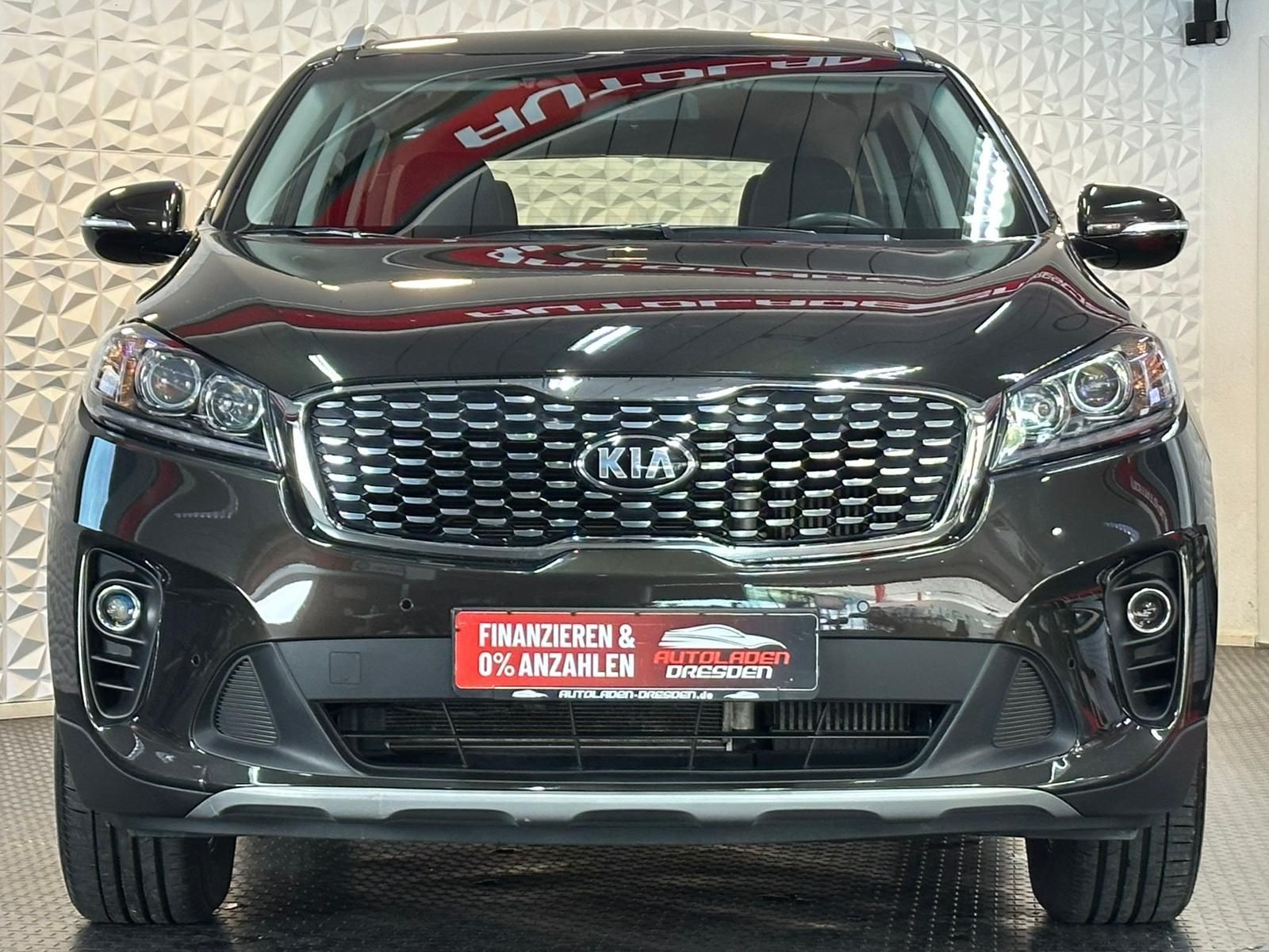 KIA Sorento 2.2CRDi VISION 4WD *AHK#TEMPO#CAM#DAB#LH - Image 3