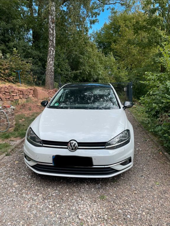 Image of Volkswagen Golf