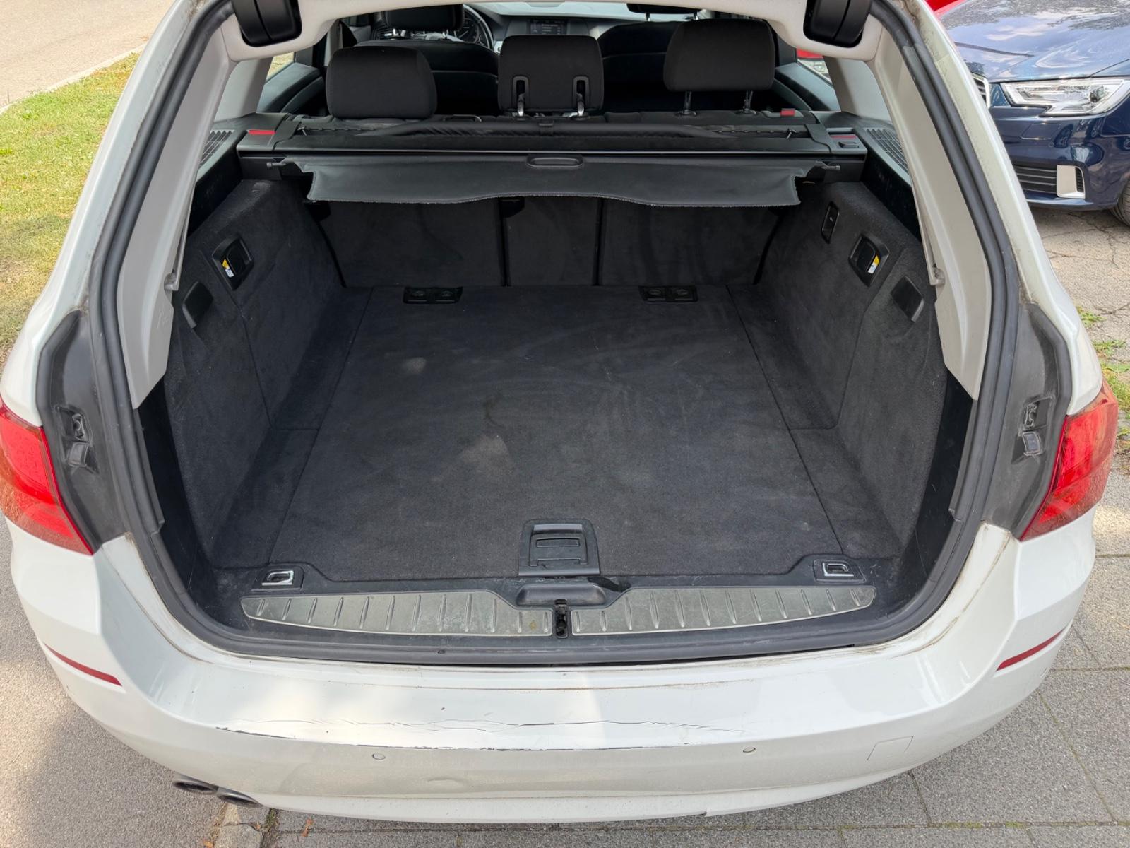 BMW 520 2012 — photo 8
