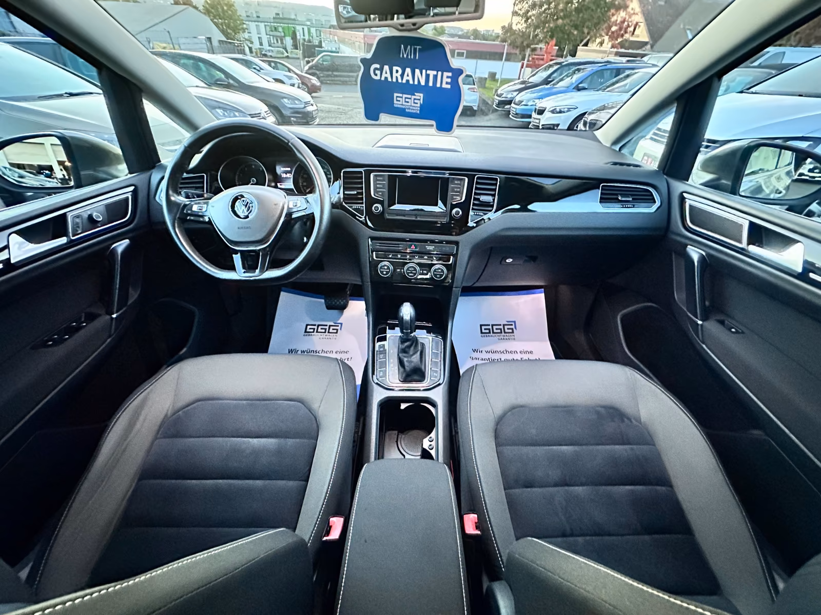 Volkswagen Golf Sportsvan VII 125PS Highline SitzHz AHK PDC