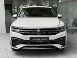 Volkswagen Tiguan R-Line eHybrid AHK KAM MATRIX VIRTUAL - mit Hybrid-Antrieb: Geländewagen