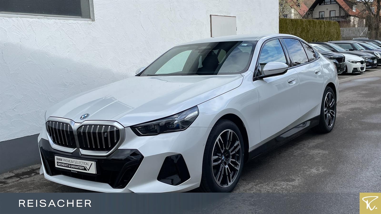BMW i5 eDrive40 M-Sport,AHK,DAProf,Leder,BABAss,B&W