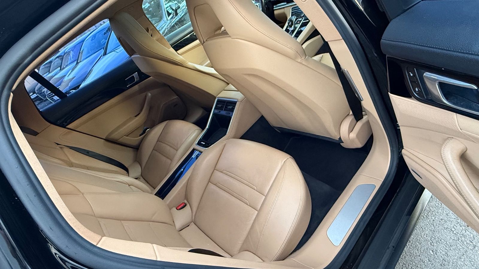 Fahrzeugabbildung Porsche Panamera 4 S Diesel