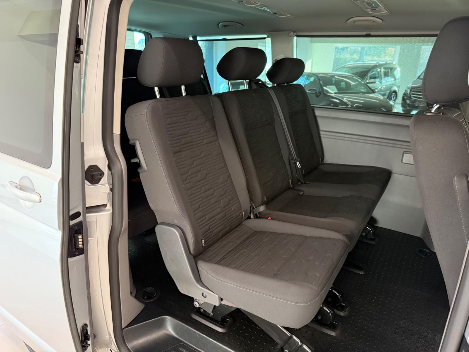 Volkswagen T6.1 Caravelle 4 Motion  DSG NAVI LED 8 SITZE