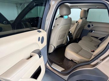 Land-Rover Range Rover Sport - 12