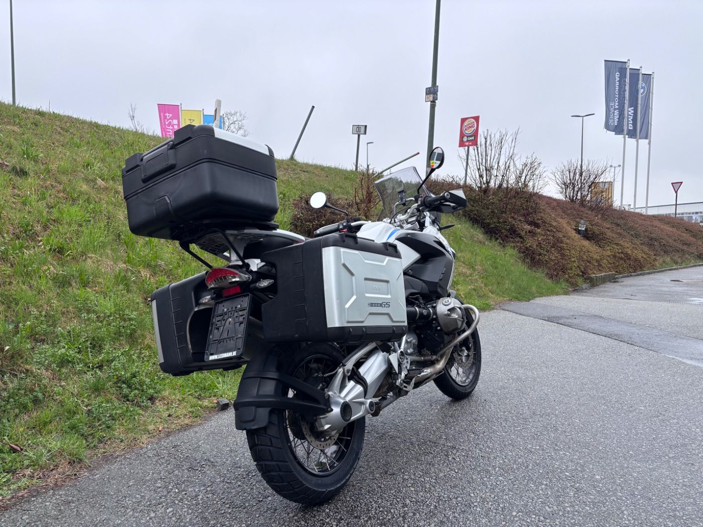 Fahrzeugabbildung BMW R 1200 GS, 30 Jahre Edition, Koffersatz, Sturzb.