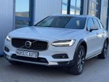 Volvo V90 Cross Country B4 Pro AWD+Kamera+HarmanKardon - Volvo V90 Cross Country aus 2021