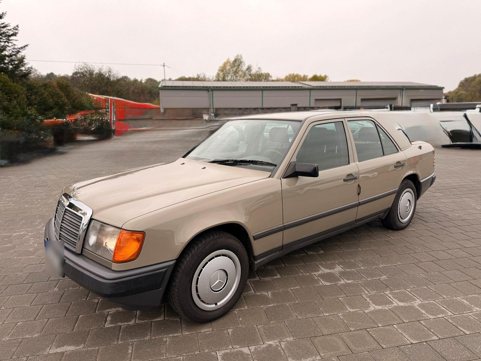 Mercedes-Benz 250