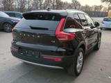 Volvo XC40 Momentum Pro 2WD T2 EU6d Navi Digitales Coc - Volvo XC40 Gebrauchtwagen in München