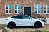 Tesla Model Y RWD · 1.Hand · AHK · 33tkm · TÜV neu - Tesla Model Y in Bremen