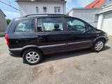 Opel Zafira 1.6 16V Comfort - Opel Zafira aus 2003