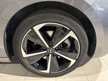 Fotografie 4 des Opel Astra Sports Tourer 1.2 Turbo Automatik GS