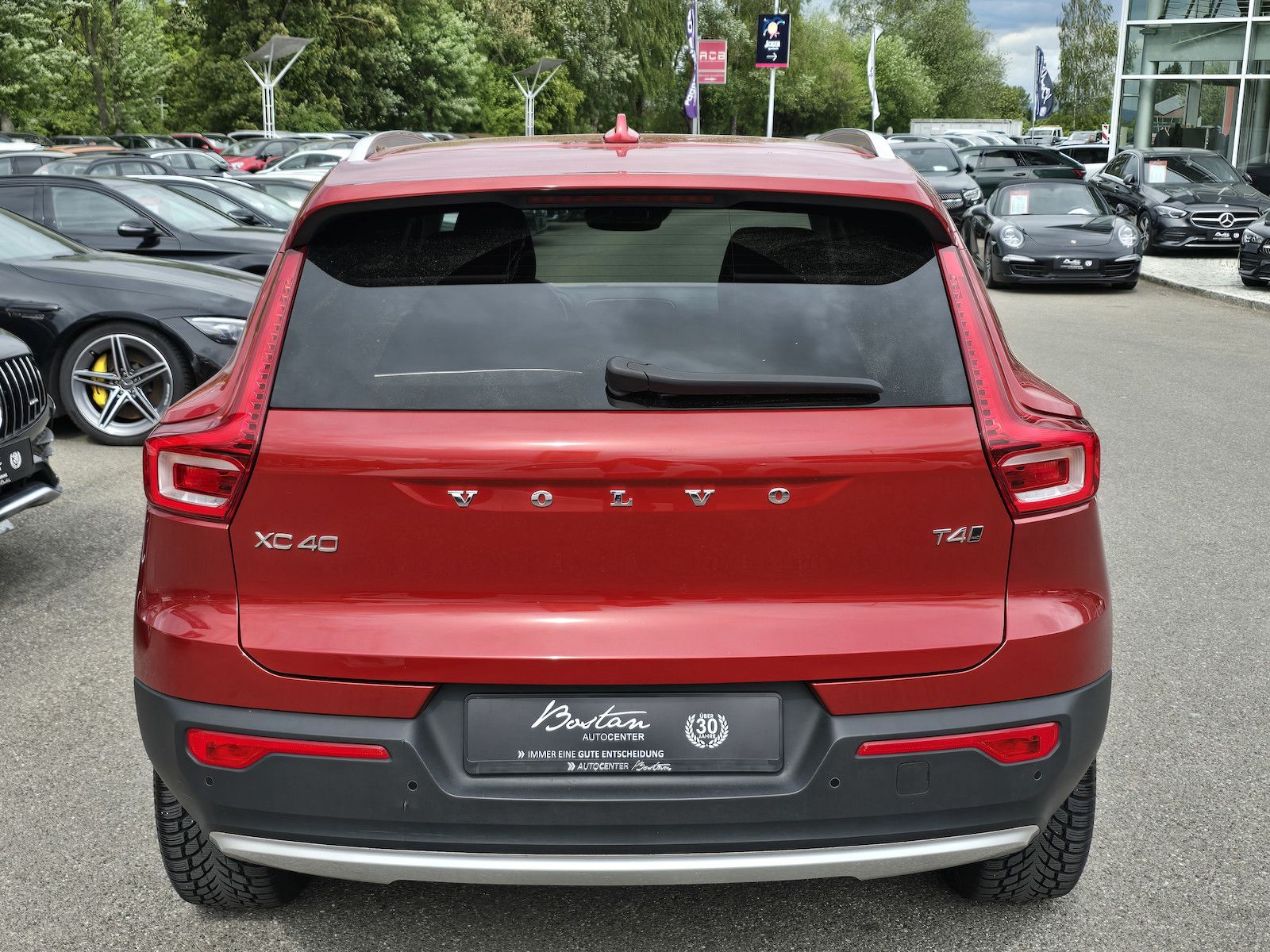 Volvo XC40 T4 MOMENTUM AWD KLIMA LEDER PRO-PAKET LED foto 5