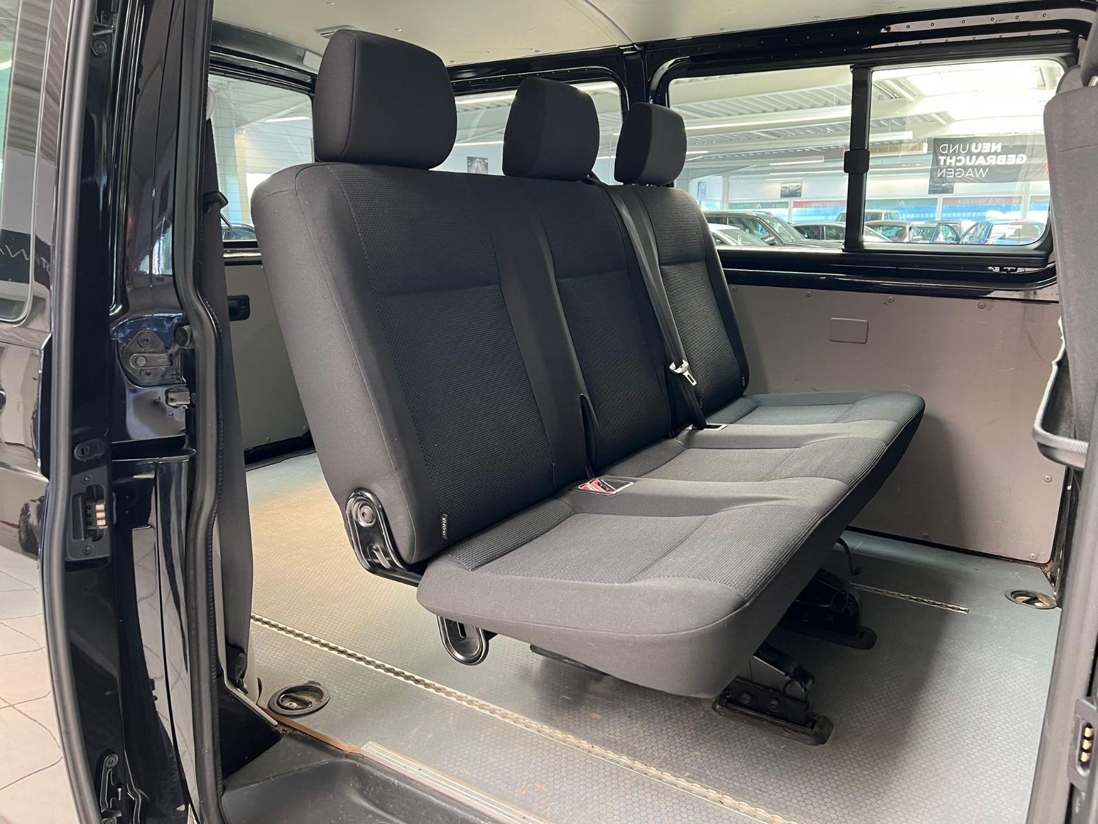 Volkswagen T6 Transporter 2,0 TDI 6xSitzer/Navi/Klima/AHK