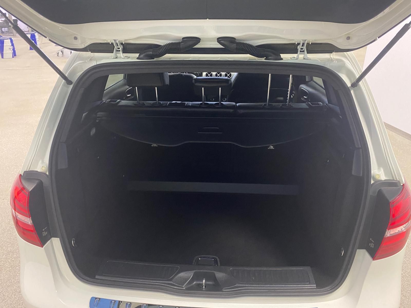 Fahrzeugabbildung Mercedes-Benz B 220 Urban+NAVI+AHK+ALLRAD+KAMERA+18"+DCT+