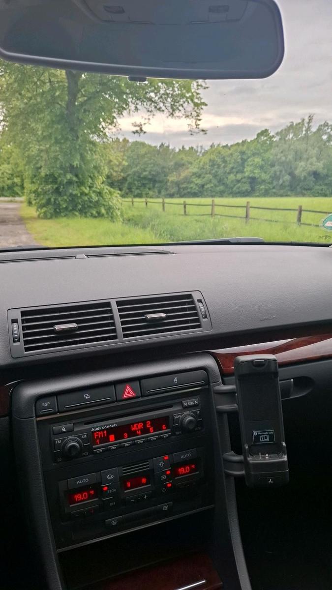 Audi A4 2006 — photo 6
