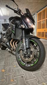 Kawasaki Z800  - KAWASAKI NAKED BIKE