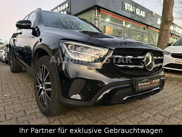 Mercedes-Benz GLC300de 4Matic HYBRID / KAMERA-NAVI-AHK-SH