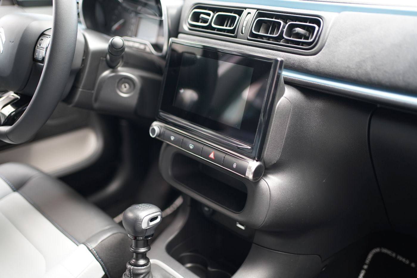 Fahrzeugabbildung Citroën C3 PureTech 110 Elle Klima Navi Sitzheizung