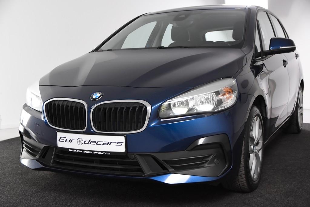 BMW 225