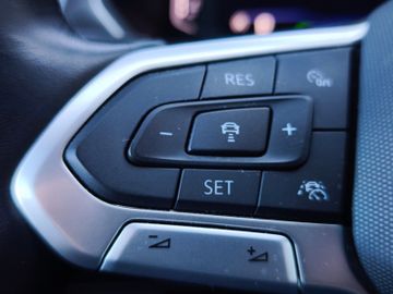 Volkswagen Tiguan Allspace Life*DSG*AHK*Navi*LED*Kamera*PDC